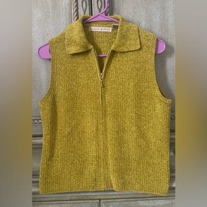 Lucia Burns Light Olive/Mustard Yellow Collared Sweater Vest with Full Front Zip